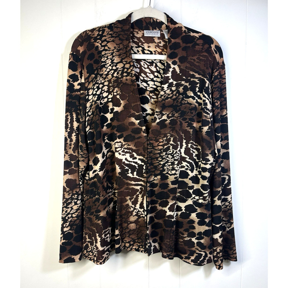 # Chico's Sz 2 (L) Animal Print Travelers Jacket